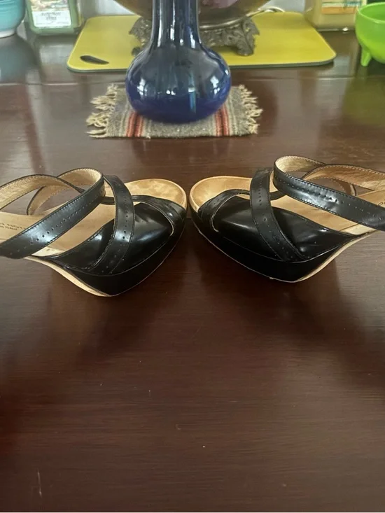Dries Van Noten Black Leather Strappy Sandals, VERY comfortable! Easy walking! - Picture 3 of 12